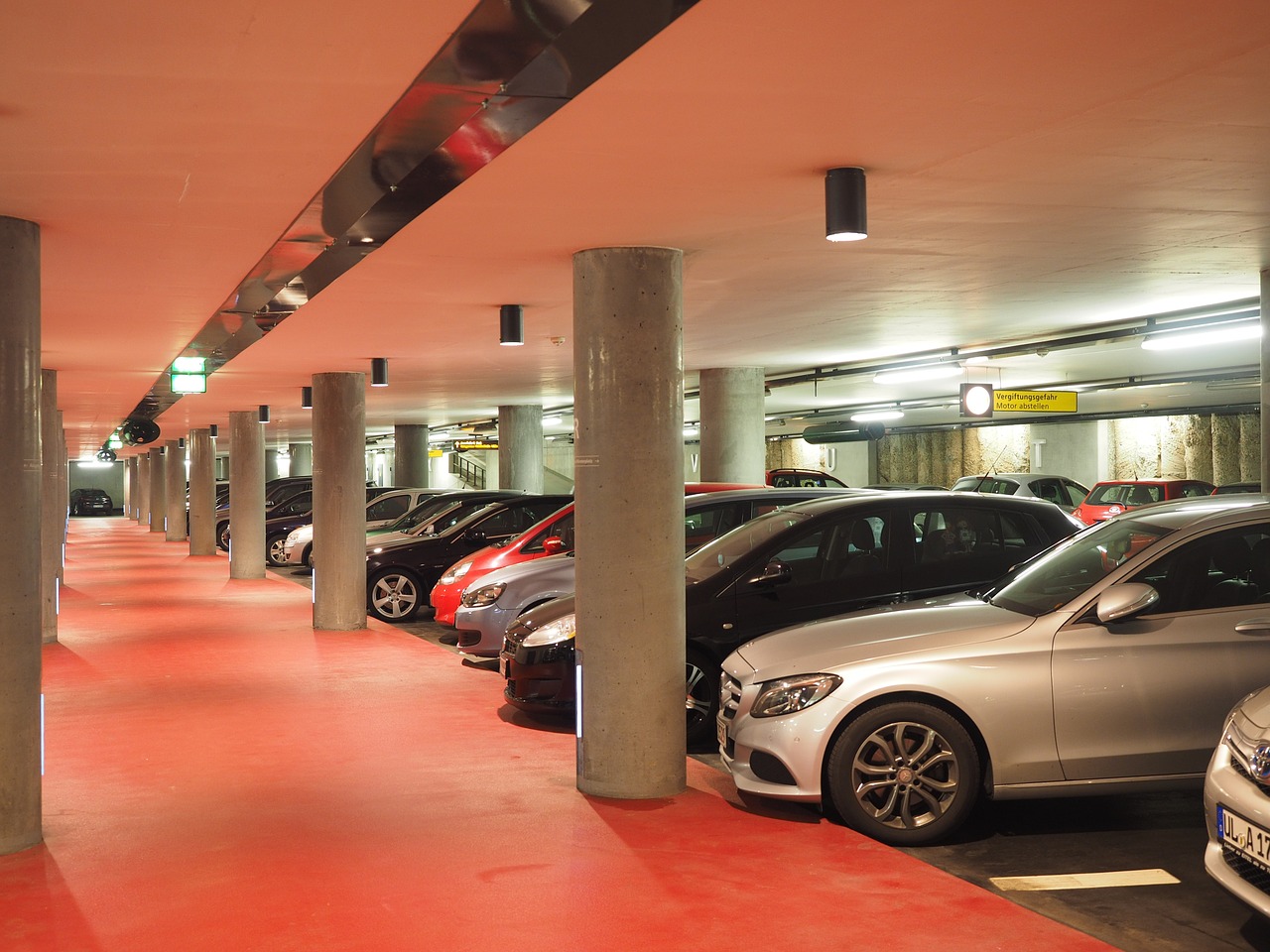 multi-storey-car-park-1271918-1280-condox